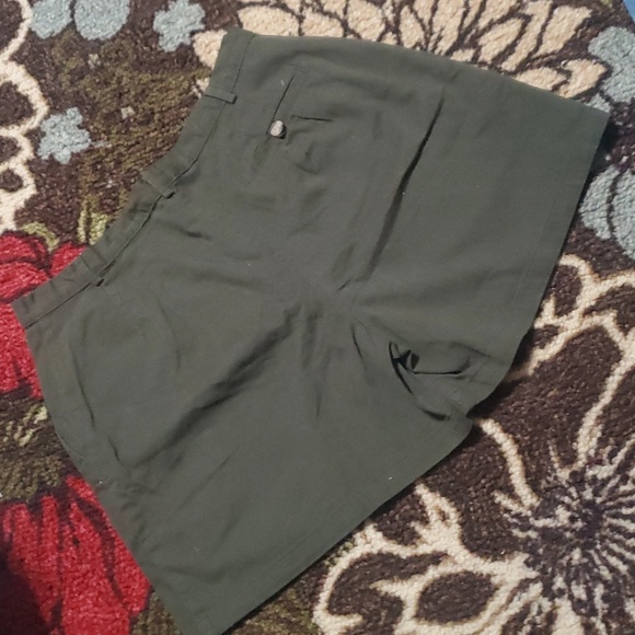 Size 10 - Olive Shorts - Picture 2 of 6